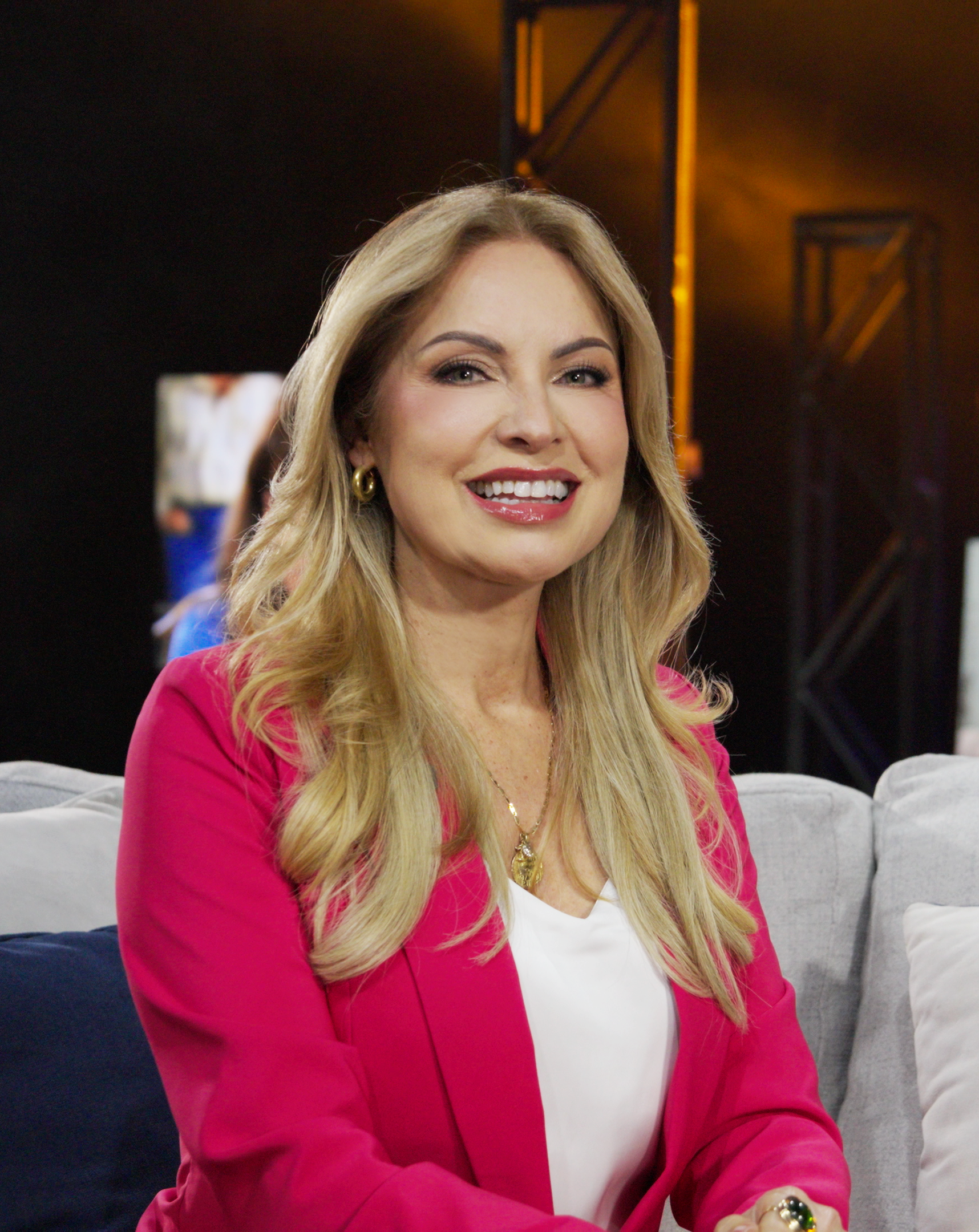 Karina Rivera se une al equipo de "La Calle No Calla" en Panamericana